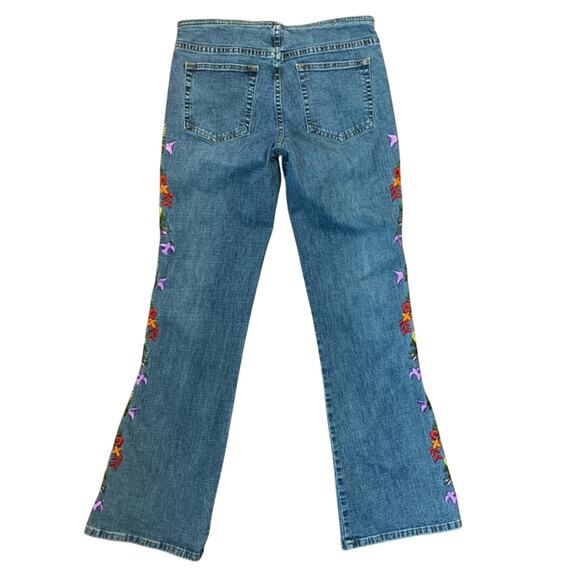 Y2K Bubblegum Low Rise Flower Embroidered Flared Jeans Size 5/6 - Picture 3 of 7
